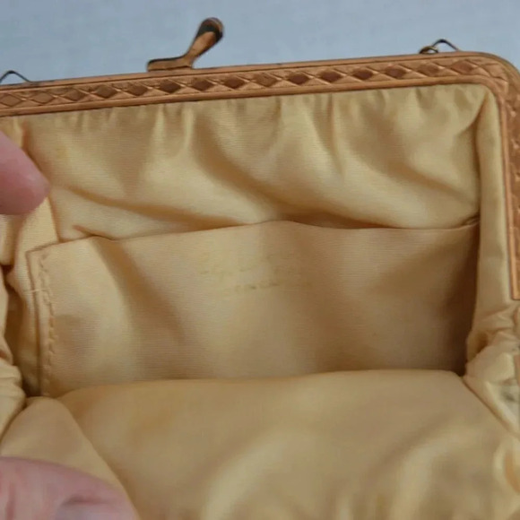 Vtg  Clutch - Picture 5 of 6